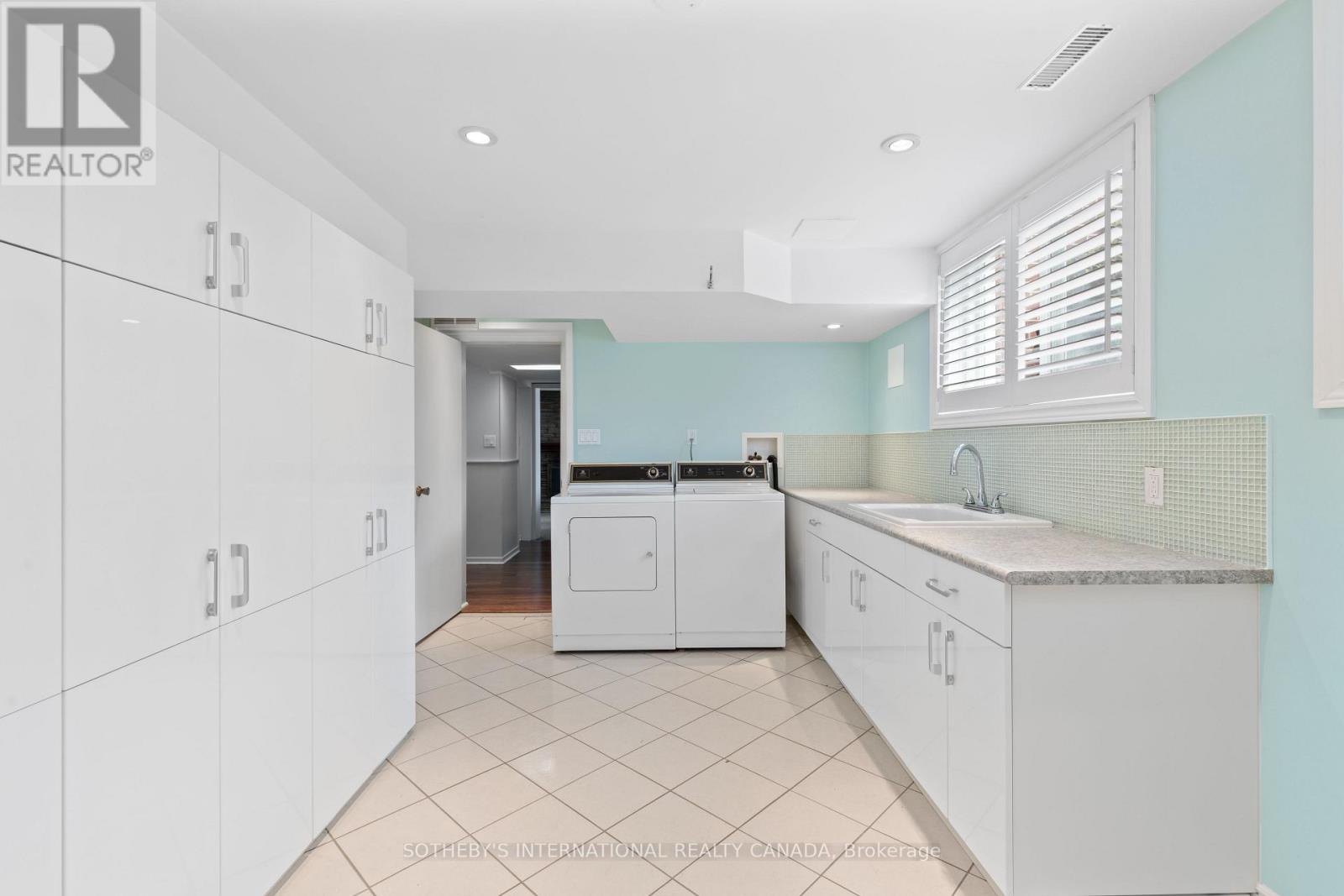 4 Welbrooke Place, Toronto, Ontario  M9B 5A3 - Photo 27 - W13028776