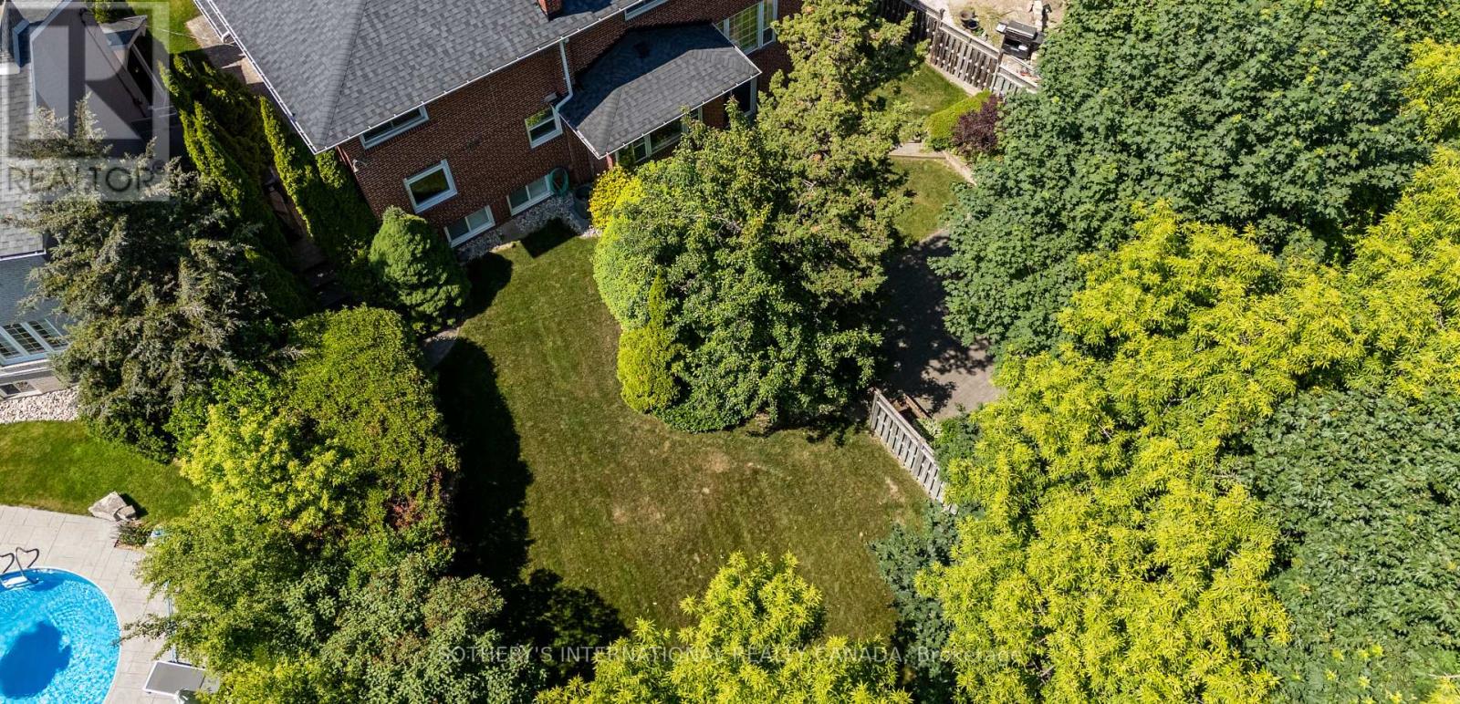 4 Welbrooke Place, Toronto, Ontario  M9B 5A3 - Photo 37 - W13028776