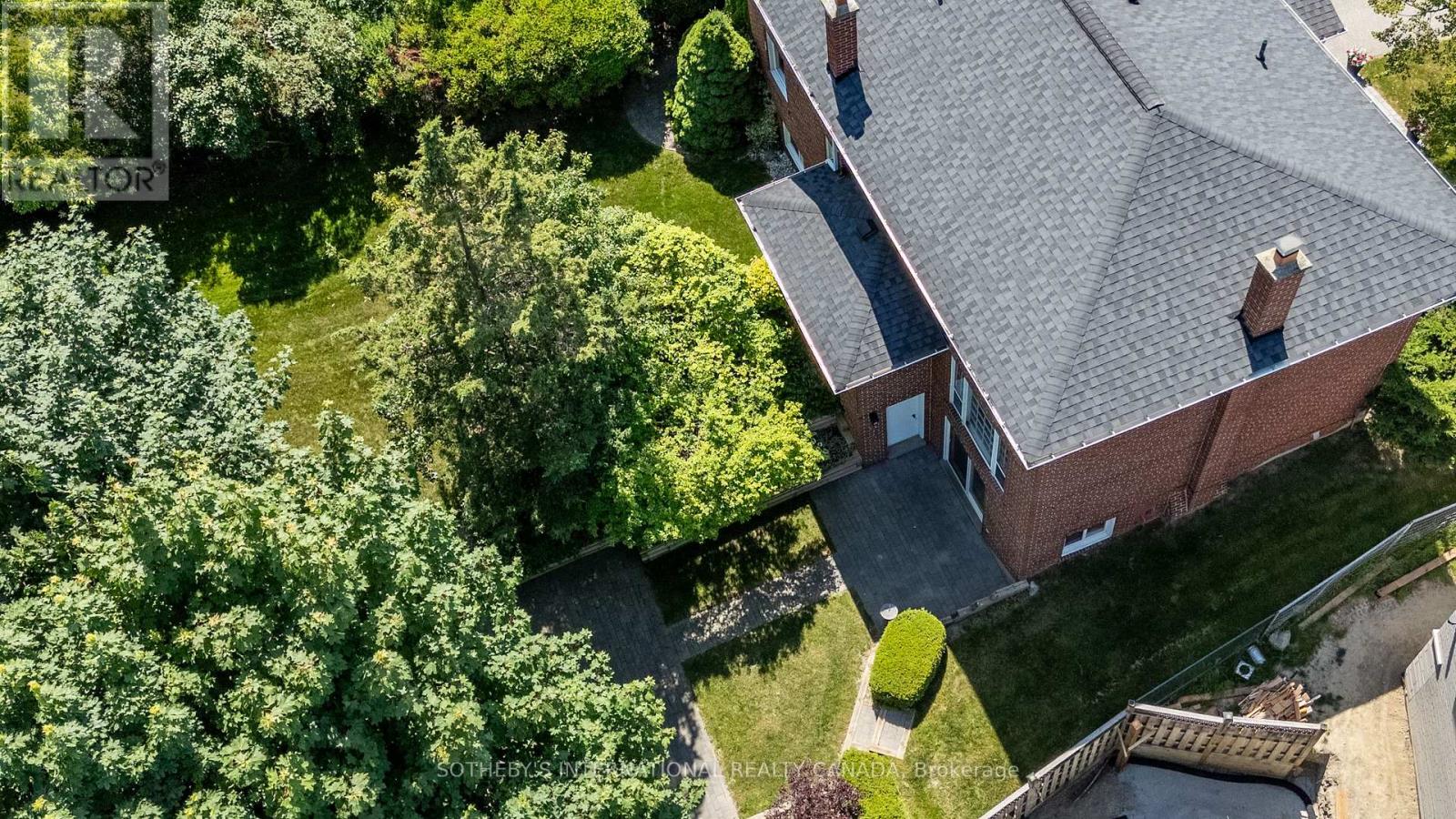 4 Welbrooke Place, Toronto, Ontario  M9B 5A3 - Photo 38 - W13028776