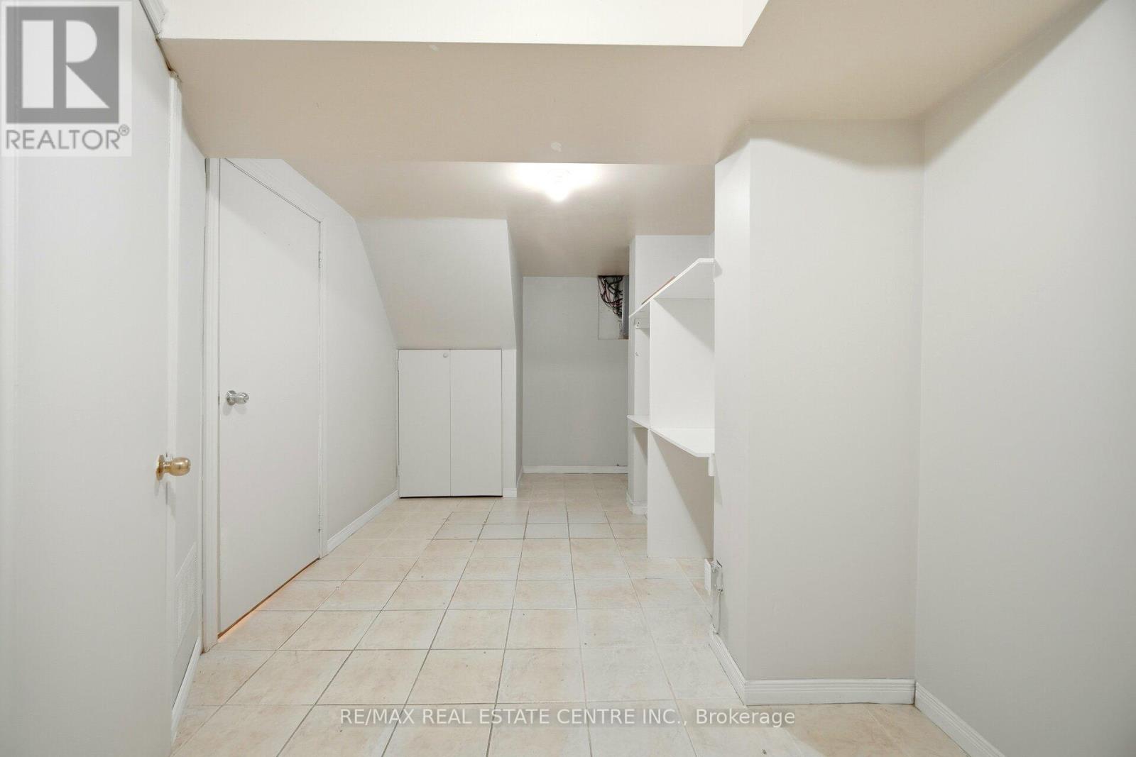 24 - 25 Gosford Boulevard, Toronto, Ontario  M3N 2G7 - Photo 30 - W13028816