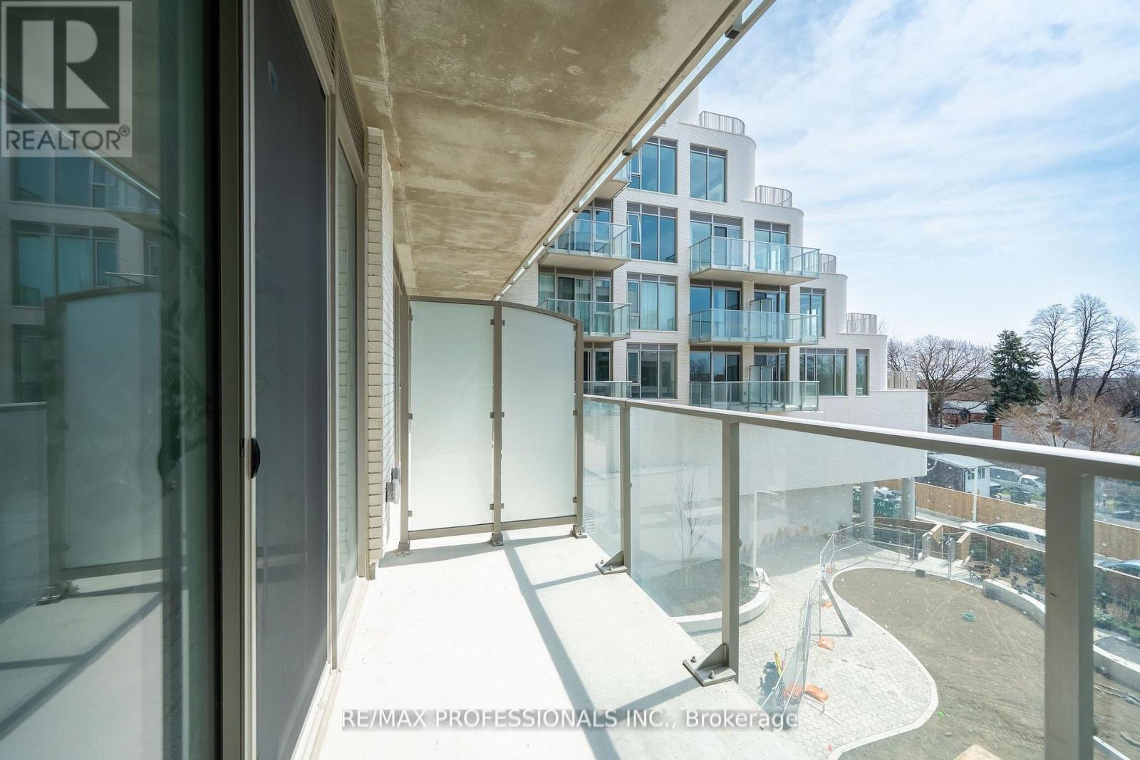 303 - 689 The Queensway, Toronto, Ontario  M8Y 1L1 - Photo 13 - W13028820