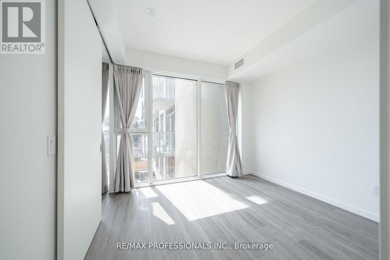 303 - 689 The Queensway, Toronto, Ontario  M8Y 1L1 - Photo 19 - W13028820