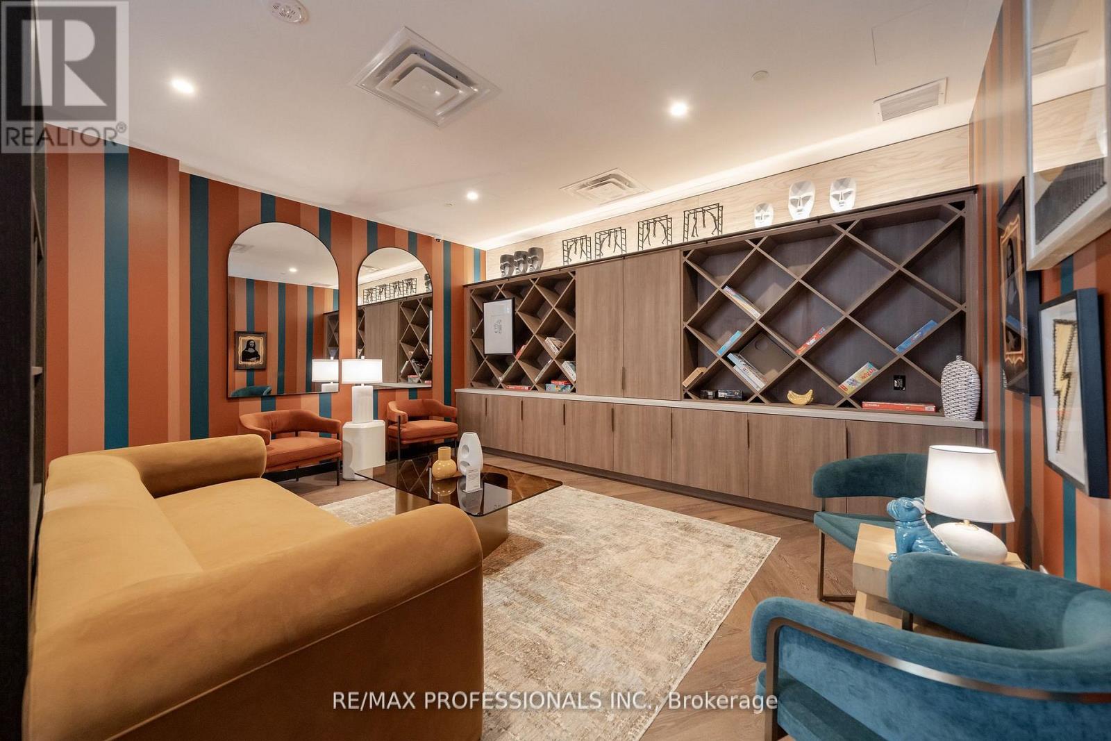 303 - 689 The Queensway, Toronto, Ontario  M8Y 1L1 - Photo 31 - W13028820