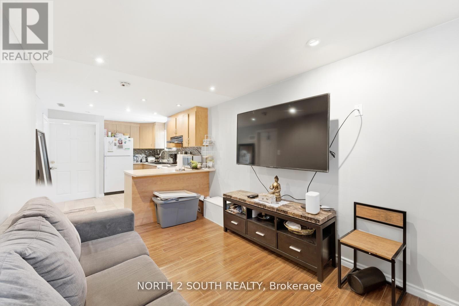 7739 Priory Crescent, Mississauga, Ontario  L4T 3H6 - Photo 30 - W13028838