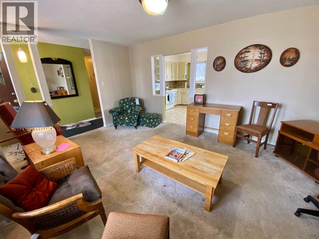 4709 46 Street, Camrose, Alberta  T4V 1G5 - Photo 8 - A2298237