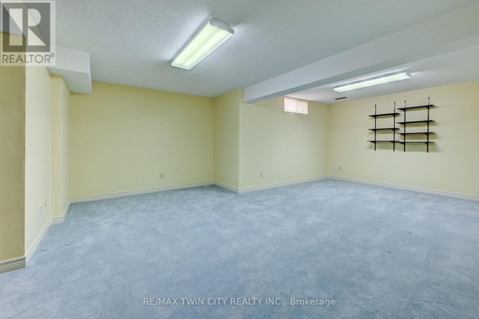 285 Magnolia Place, Waterloo, Ontario  N2V 2A3 - Photo 33 - X13028718