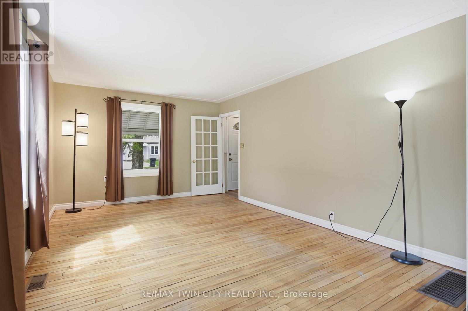 11 Gore Street, Cambridge, Ontario  N1R 1R6 - Photo 9 - X13028782