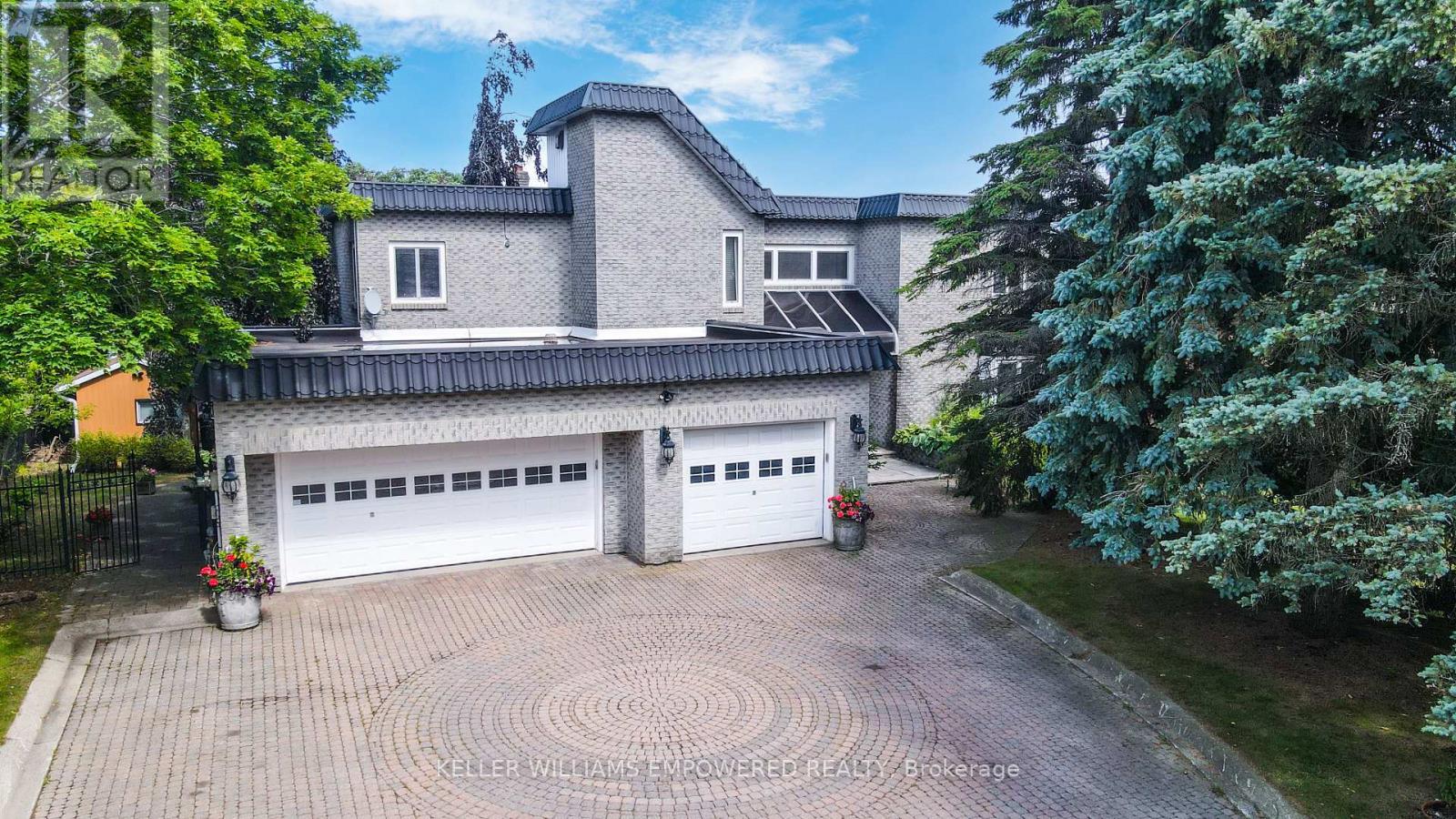 788 Woodland Acres Crescent, Vaughan, Ontario  L6A 1G2 - Photo 5 - N12274830