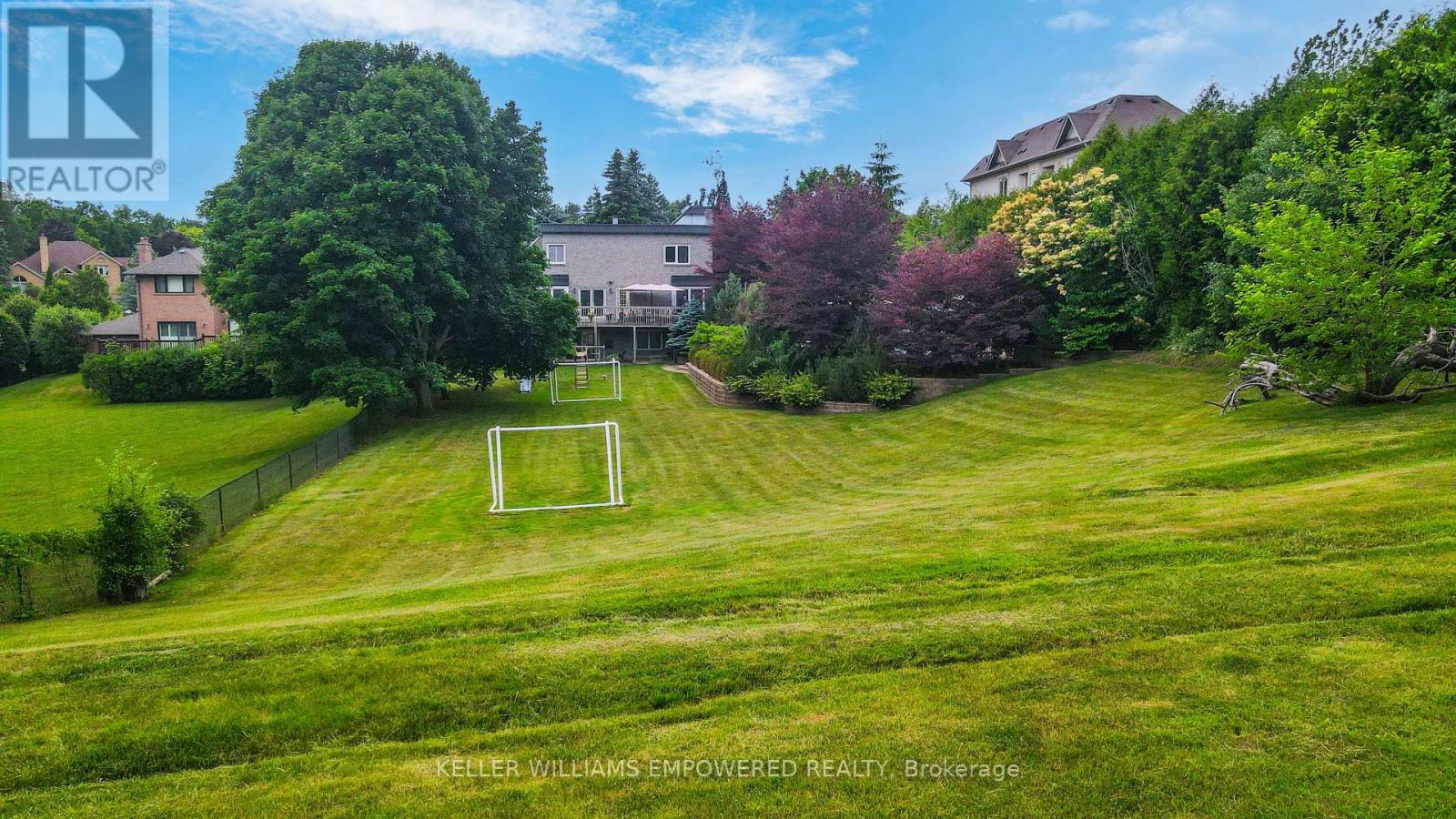 788 Woodland Acres Crescent, Vaughan, Ontario  L6A 1G2 - Photo 4 - N12274830