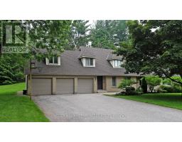 544 WOODLAND ACRES CRESCENT, Vaughan, Ontario