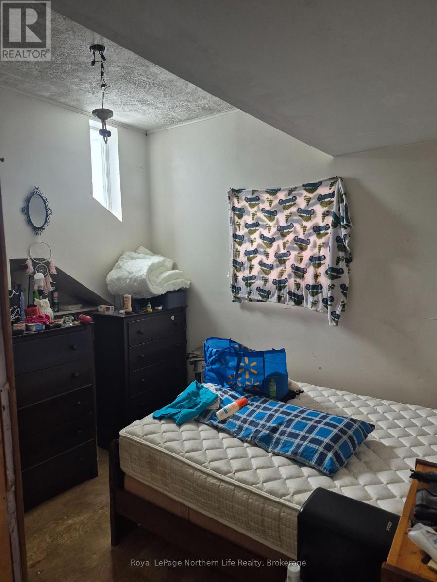 3233 Highway 17, Papineau-Cameron, Ontario  P0H 1V0 - Photo 8 - X12840476