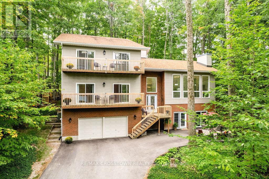 10 Beechwood Road, Oro-Medonte, Ontario  L4M 4Y8 - Photo 1 - S12983886