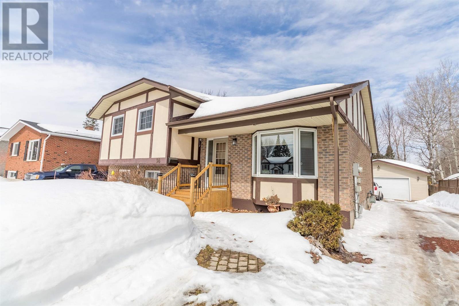 36 Amber ST, Sault Ste. Marie, Ontario