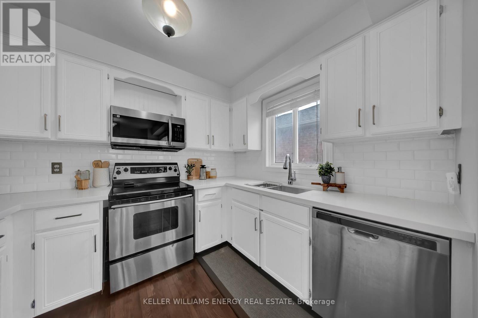 39 Longwood Court, Clarington, Ontario  L1E 1R9 - Photo 25 - E13028856