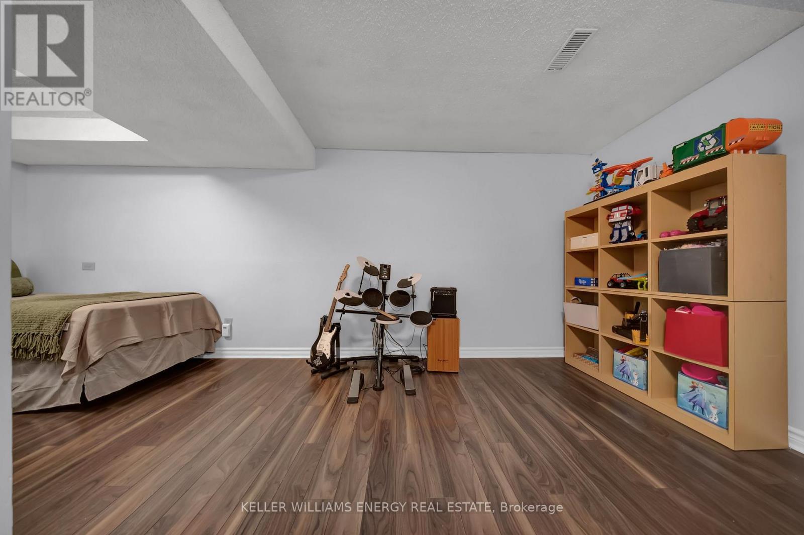 39 Longwood Court, Clarington, Ontario  L1E 1R9 - Photo 39 - E13028856