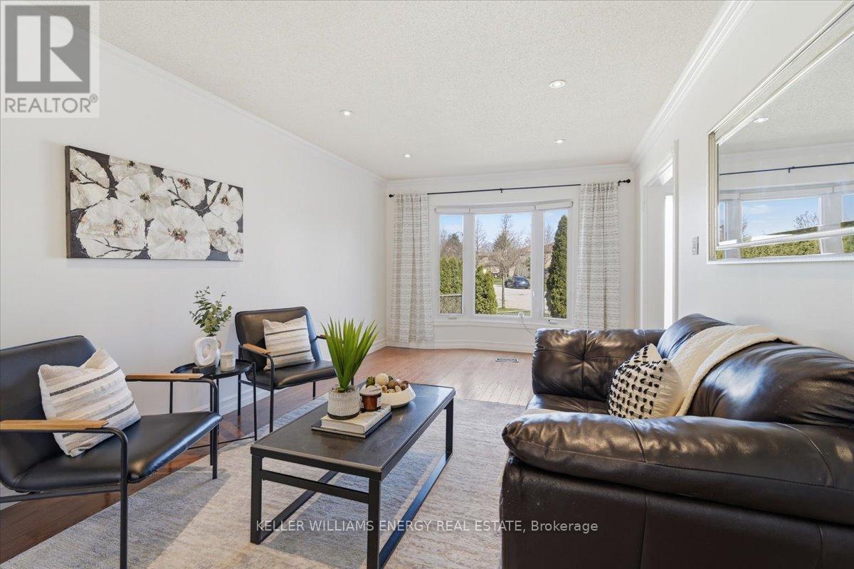 18 Genner Drive, Ajax, Ontario  L1T 3J4 - Photo 6 - E13028888