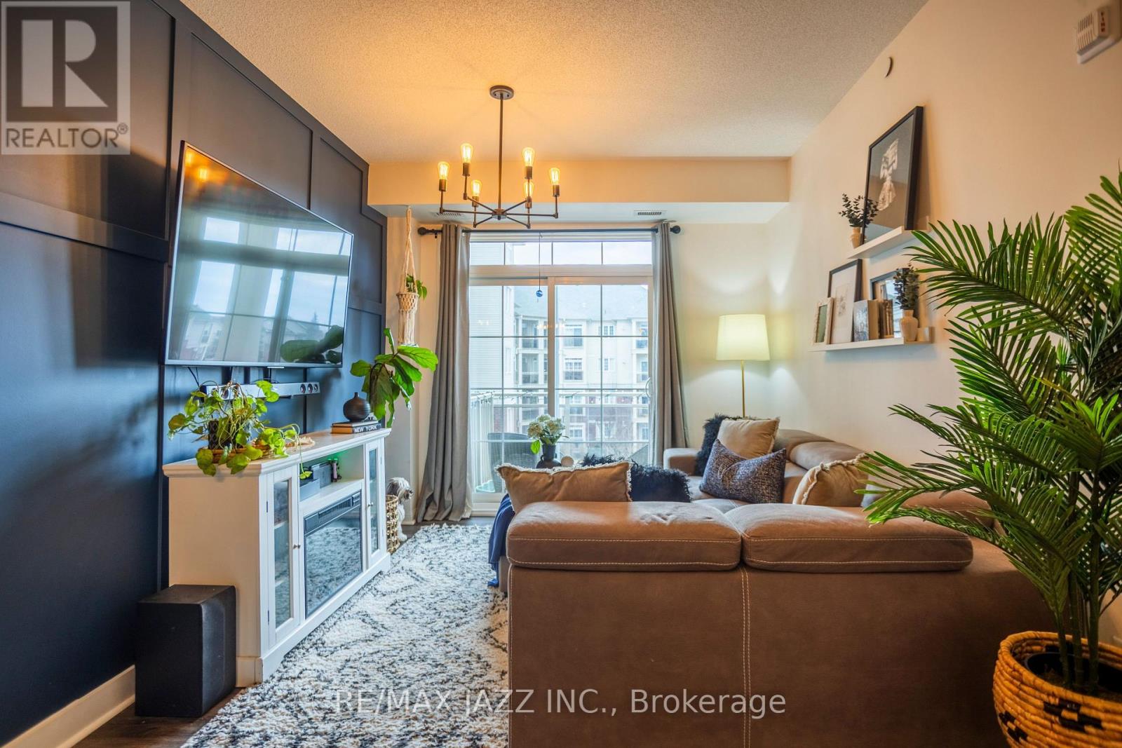 308 - 80 Aspen Springs Drive, Clarington, Ontario  L1C 0V4 - Photo 2 - E13028934