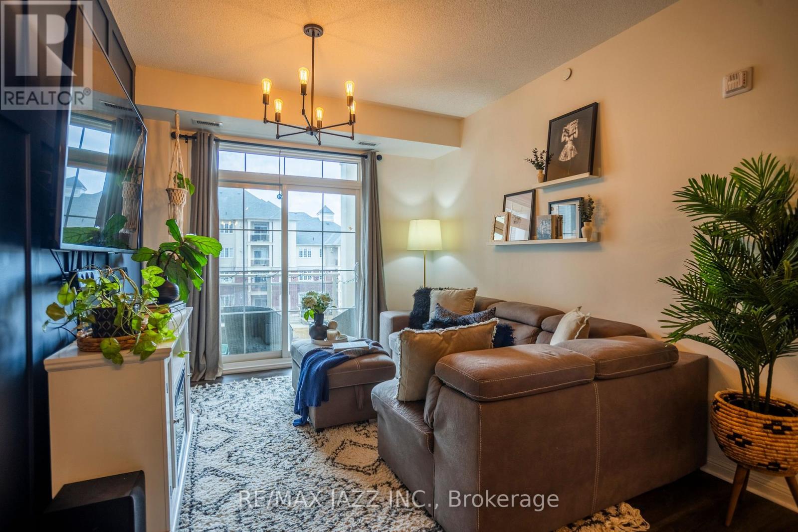 308 - 80 Aspen Springs Drive, Clarington, Ontario  L1C 0V4 - Photo 4 - E13028934