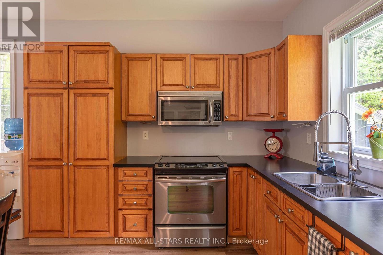 24 Relax Avenue, Kawartha Lakes, Ontario  K0M 2L0 - Photo 10 - X13028858