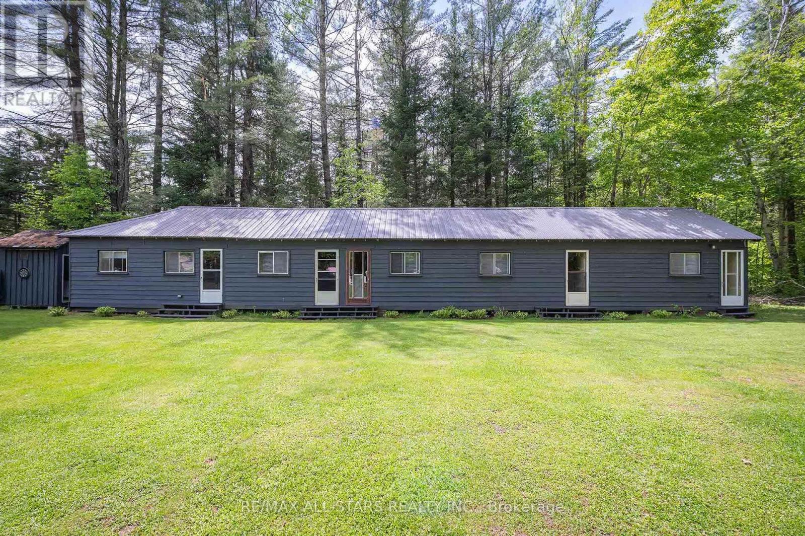 24 Relax Avenue, Kawartha Lakes, Ontario  K0M 2L0 - Photo 2 - X13028858