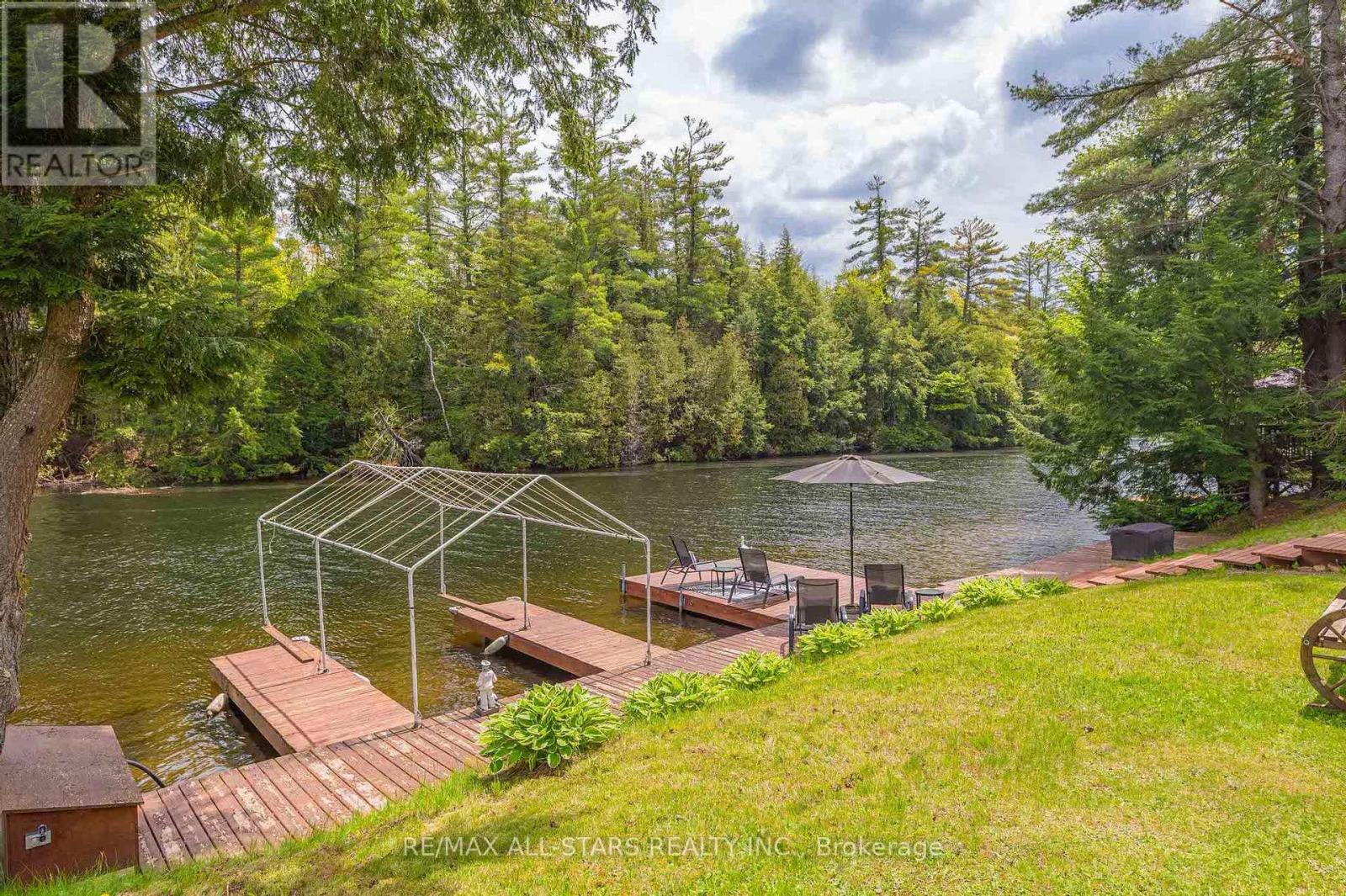 24 Relax Avenue, Kawartha Lakes, Ontario  K0M 2L0 - Photo 3 - X13028858