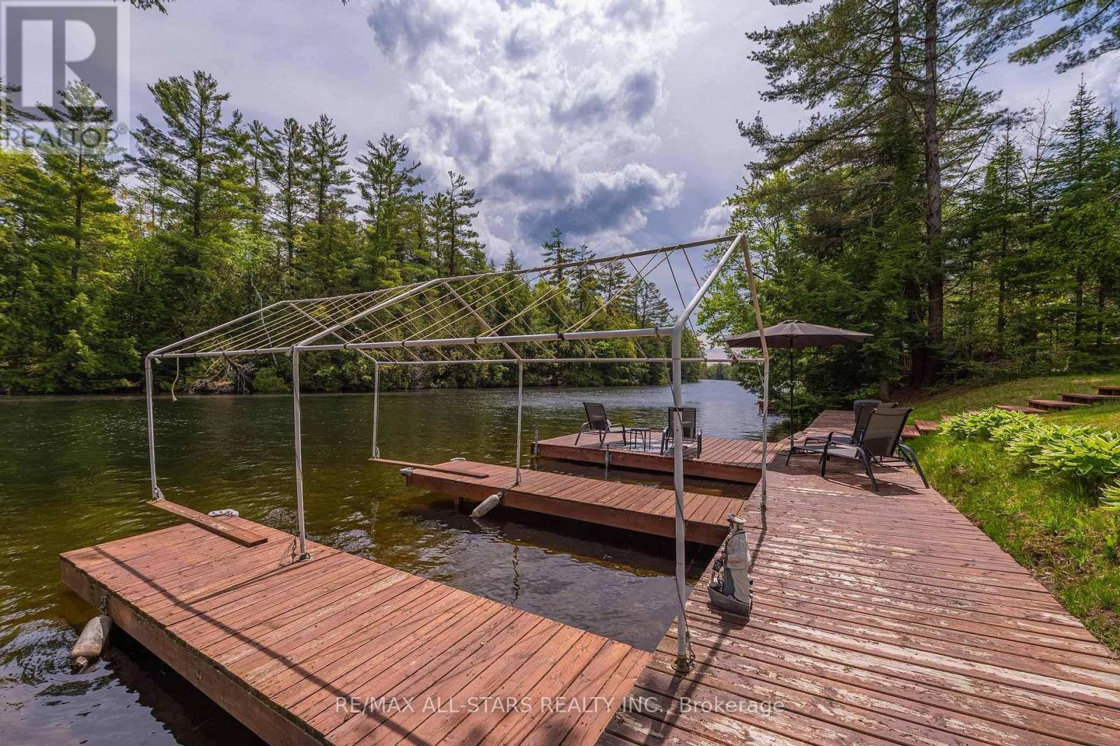 24 Relax Avenue, Kawartha Lakes, Ontario  K0M 2L0 - Photo 4 - X13028858