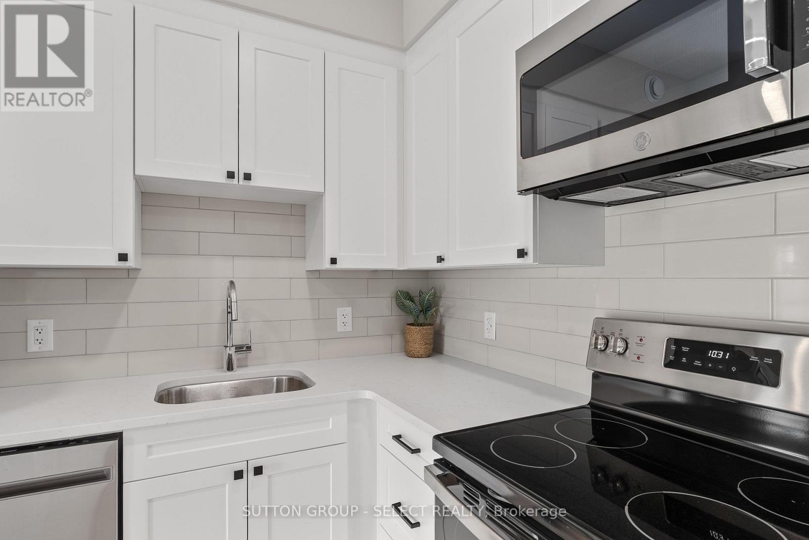 201 - 76 Hamilton Street, Goderich, Ontario  N7A 1P9 - Photo 10 - X13029008