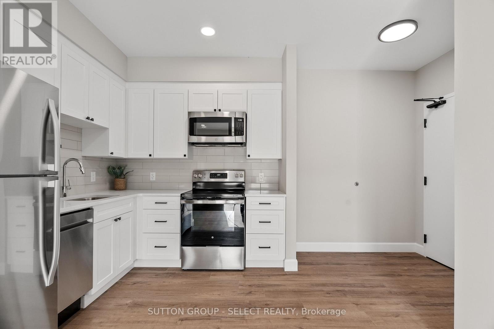 201 - 76 Hamilton Street, Goderich, Ontario  N7A 1P9 - Photo 6 - X13029008