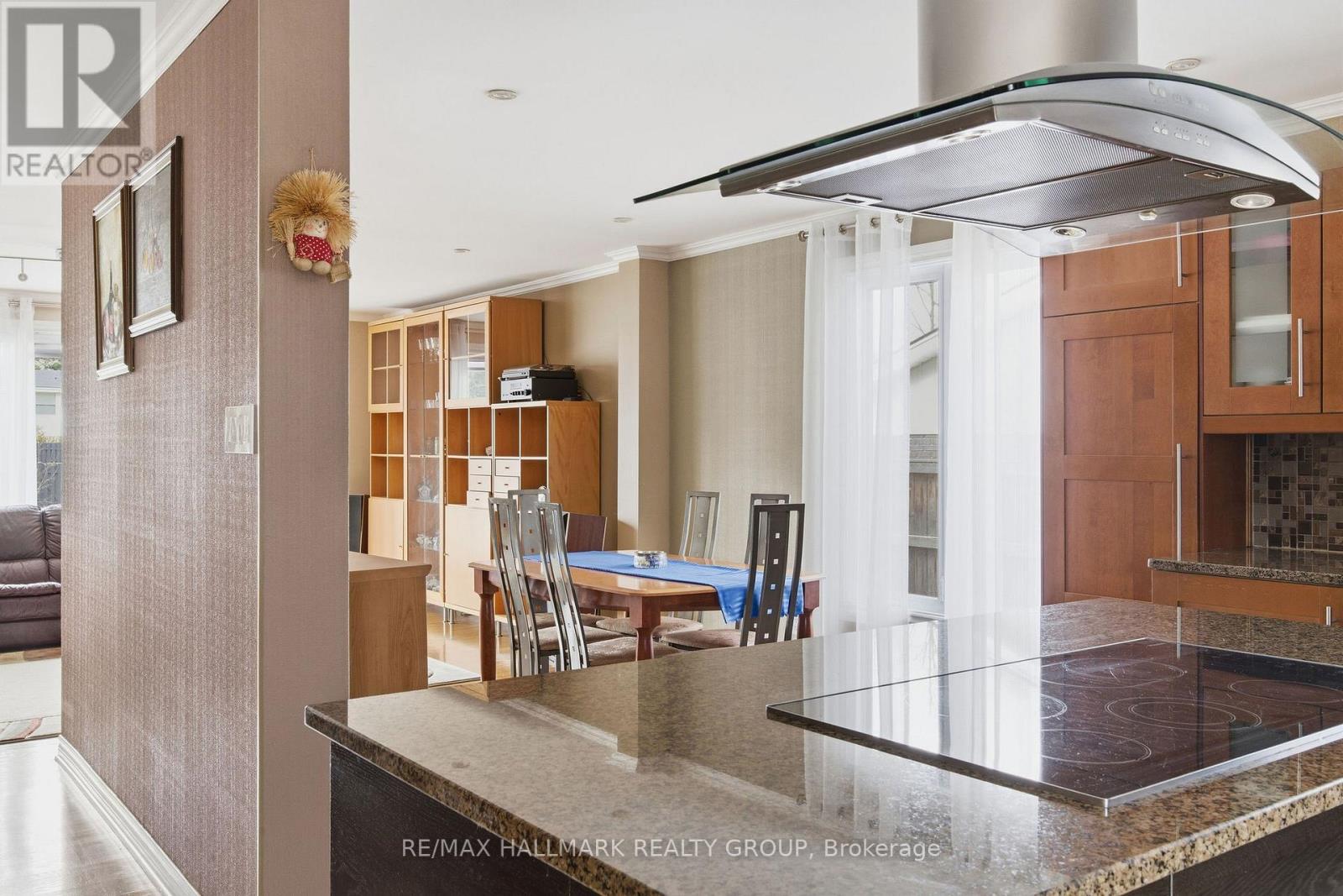 23 Riverbrook Road, Ottawa, Ontario  K2H 7W7 - Photo 11 - X13029028