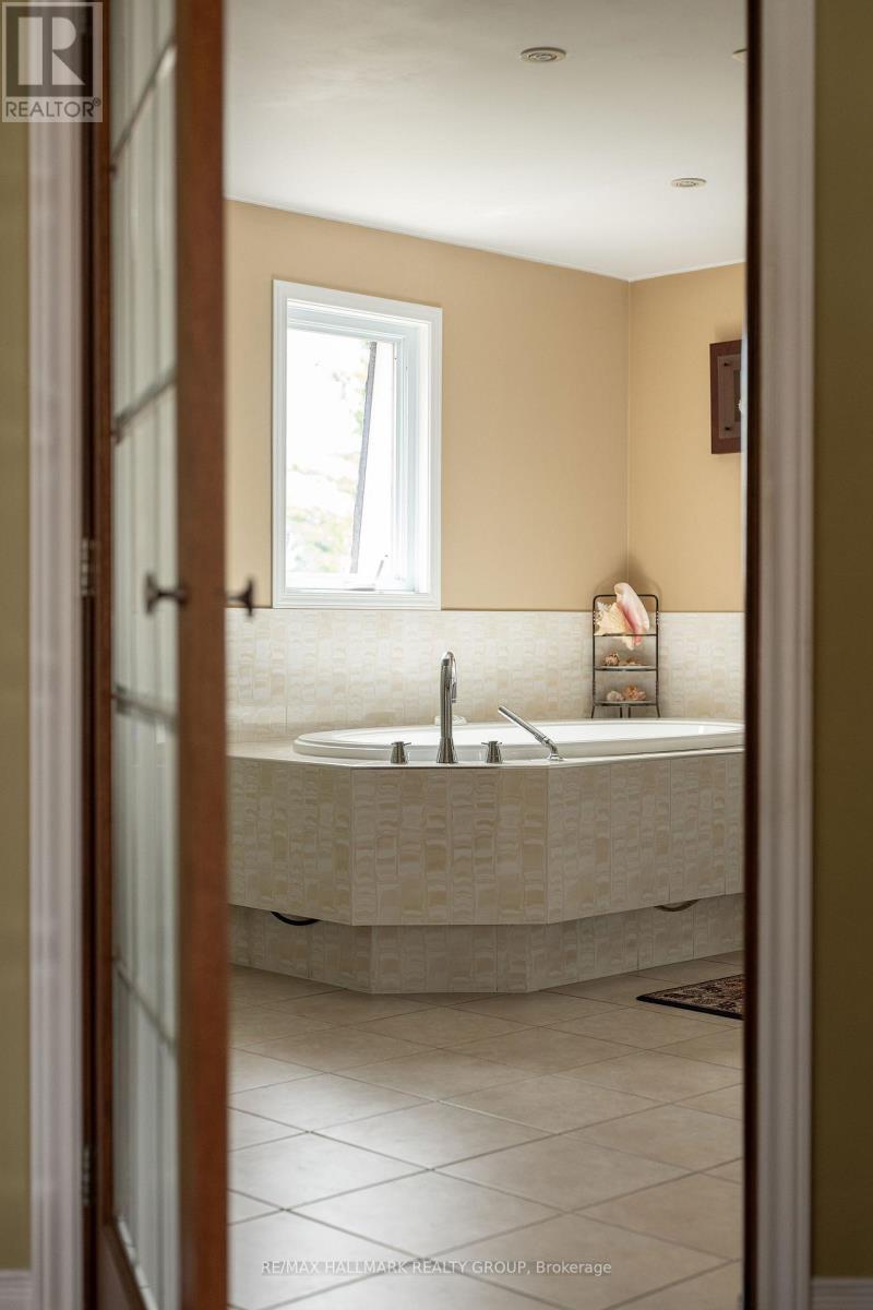 23 Riverbrook Road, Ottawa, Ontario  K2H 7W7 - Photo 25 - X13029028