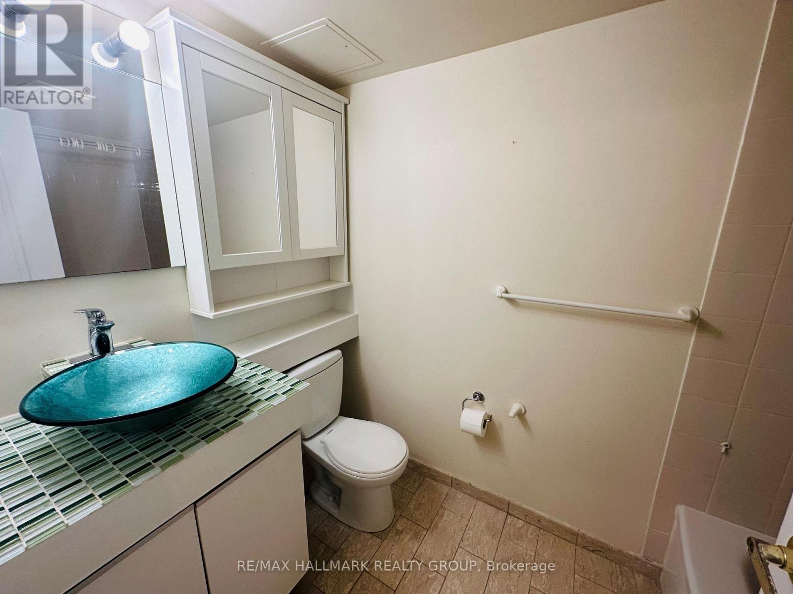 813 - 1025 Grenon Avenue, Ottawa, Ontario  K2B 8S5 - Photo 11 - X13029042