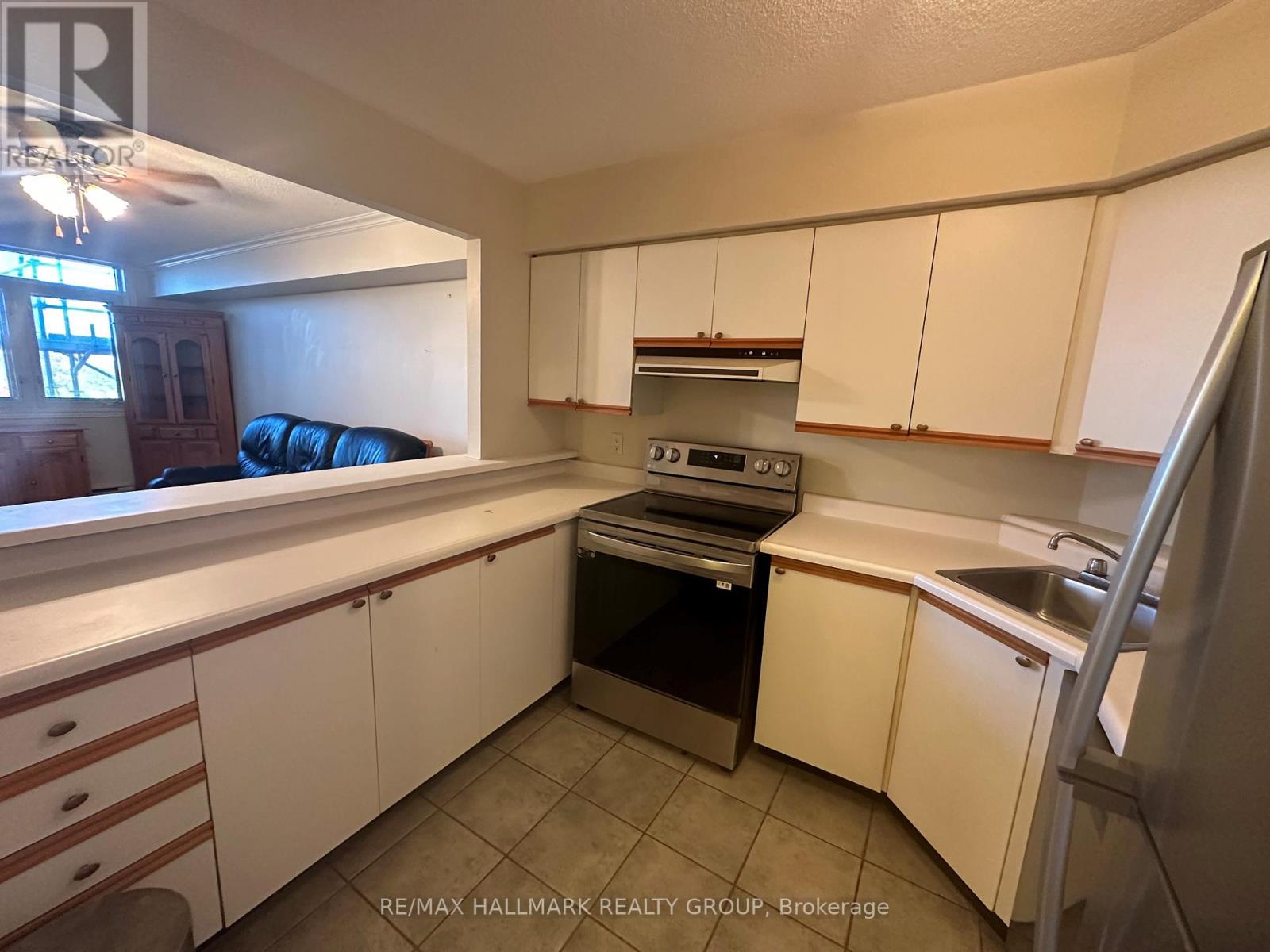 813 - 1025 Grenon Avenue, Ottawa, Ontario  K2B 8S5 - Photo 7 - X13029042