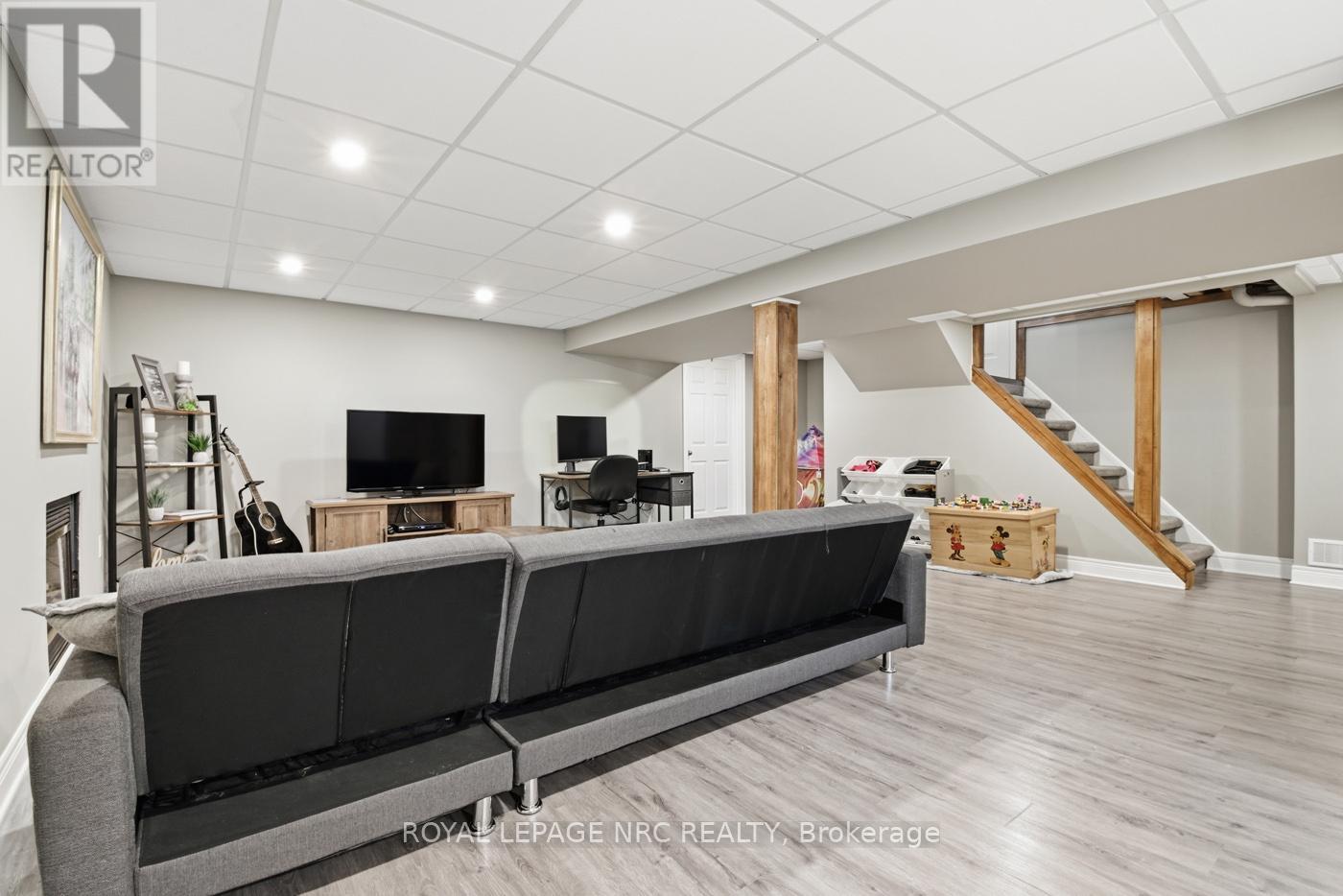 9 Greenhill Drive, Thorold, Ontario  L2V 1W4 - Photo 26 - X13028852