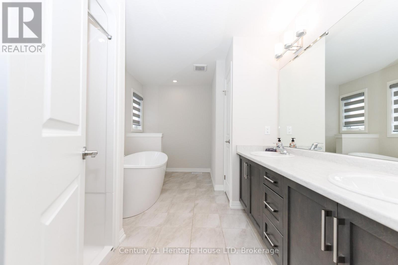 5 Wilson Drive, Thorold, Ontario  L2V 0M3 - Photo 30 - X13028904