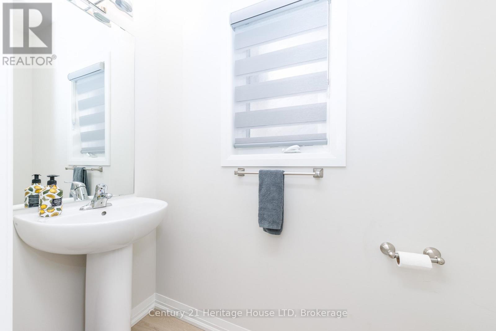 5 Wilson Drive, Thorold, Ontario  L2V 0M3 - Photo 6 - X13028904