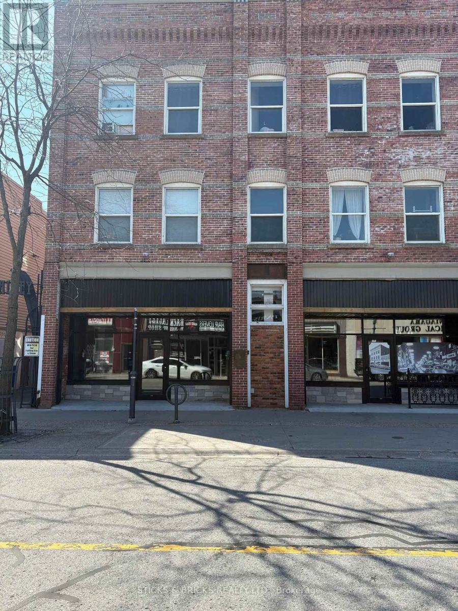 4410 Queen Street, Niagara Falls, Ontario  L2E 2L3 - Photo 2 - X13028910