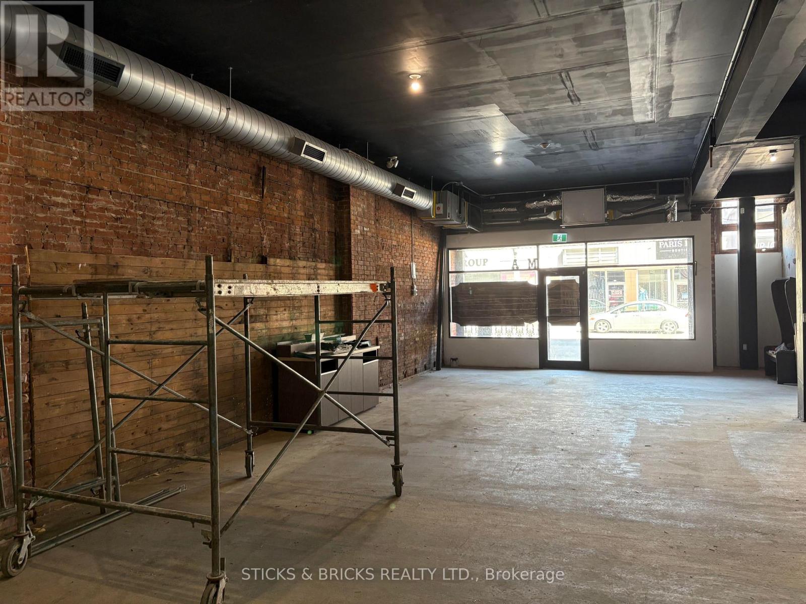 4410 Queen Street, Niagara Falls, Ontario  L2E 2L3 - Photo 4 - X13028910