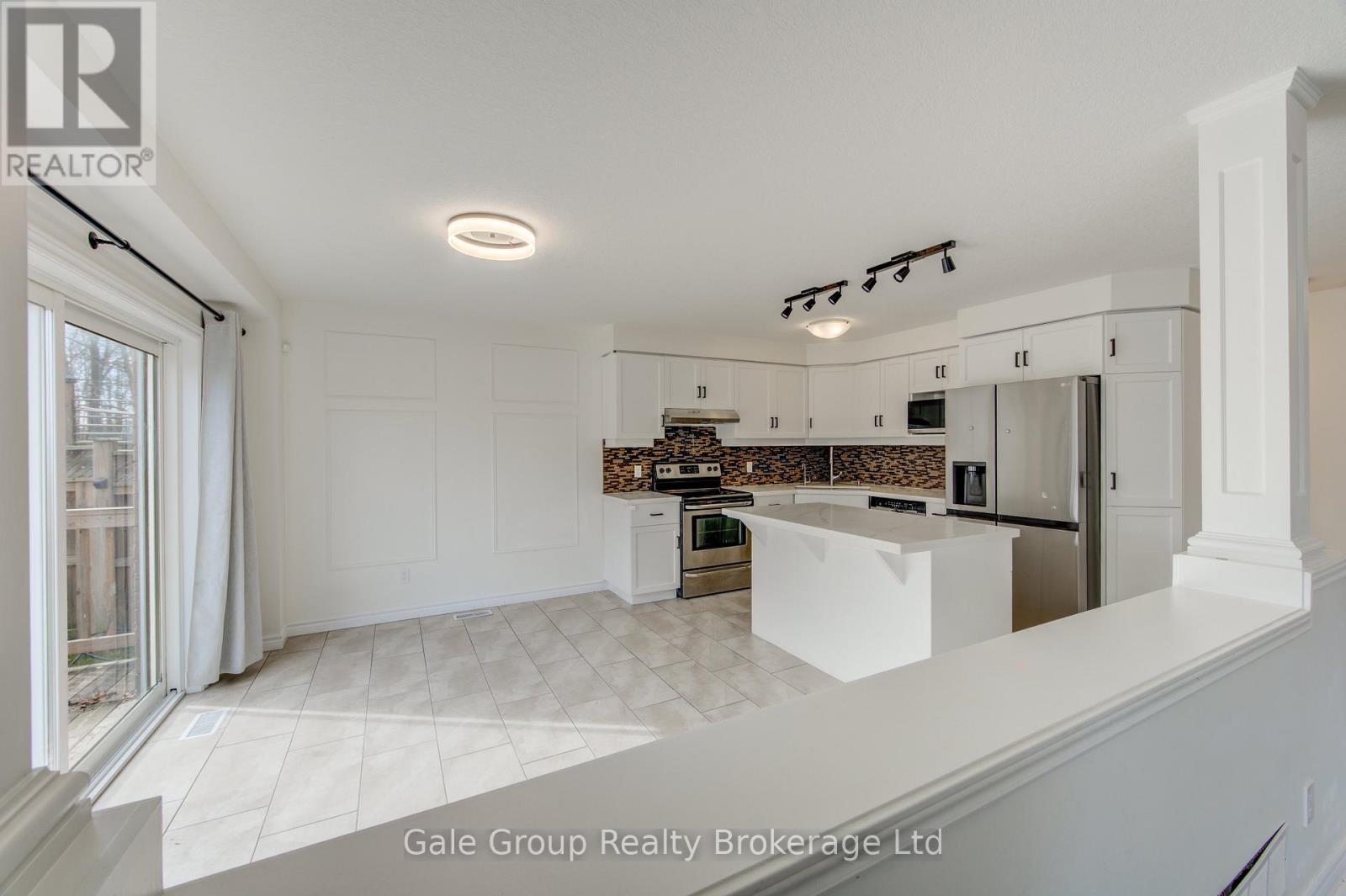 403 Champlain Avenue, Woodstock, Ontario  N4V 0B3 - Photo 3 - X13028886