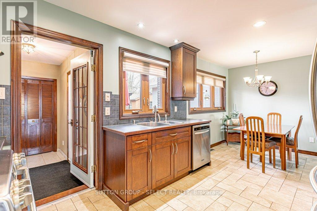 1054 Chippewa Drive, London East, Ontario  N5V 2T7 - Photo 10 - X13026742