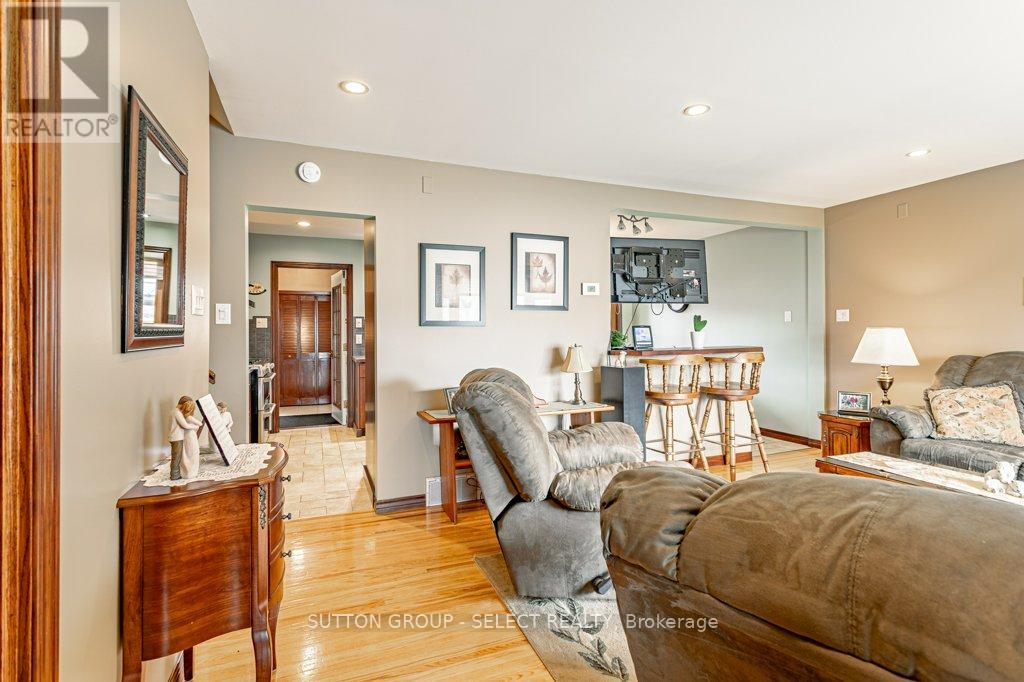 1054 Chippewa Drive, London East, Ontario  N5V 2T7 - Photo 8 - X13026742