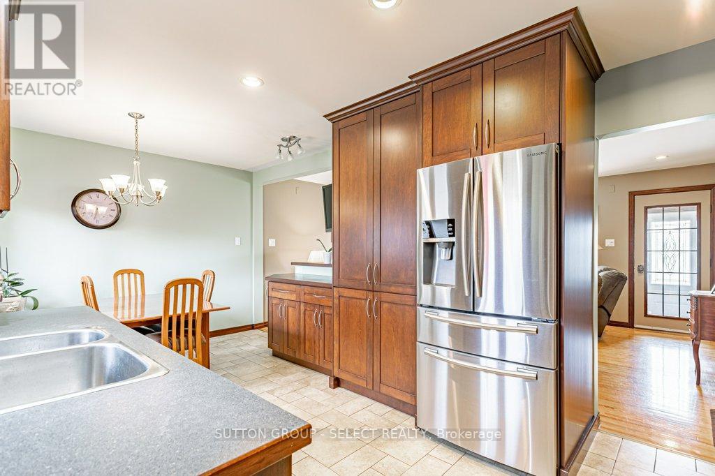 1054 Chippewa Drive, London East, Ontario  N5V 2T7 - Photo 9 - X13026742