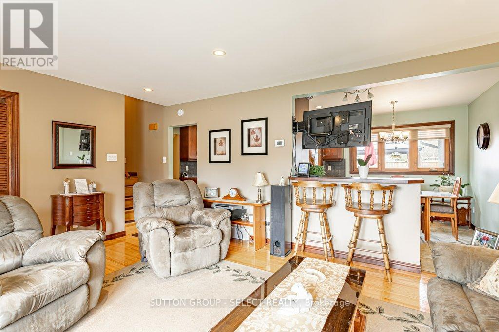 1054 Chippewa Drive, London East, Ontario  N5V 2T7 - Photo 7 - X13026742