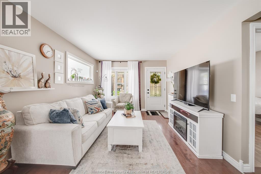 641 Cameron Avenue, Windsor, Ontario  N9B 1Z2 - Photo 8 - 26008390