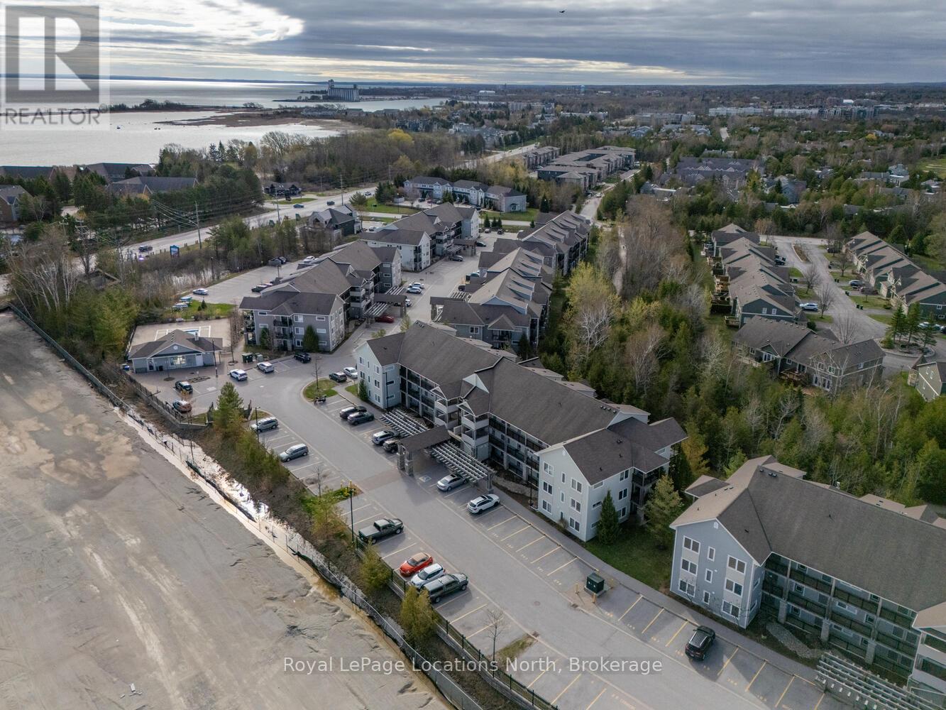 208 - 6 Brandy Lane Drive, Collingwood, Ontario  L9Y 0X4 - Photo 43 - S13028846