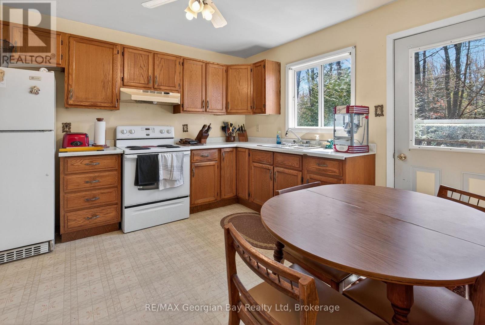 31 Becketts Side Road, Tay, Ontario  L0K 2C0 - Photo 7 - S13028974