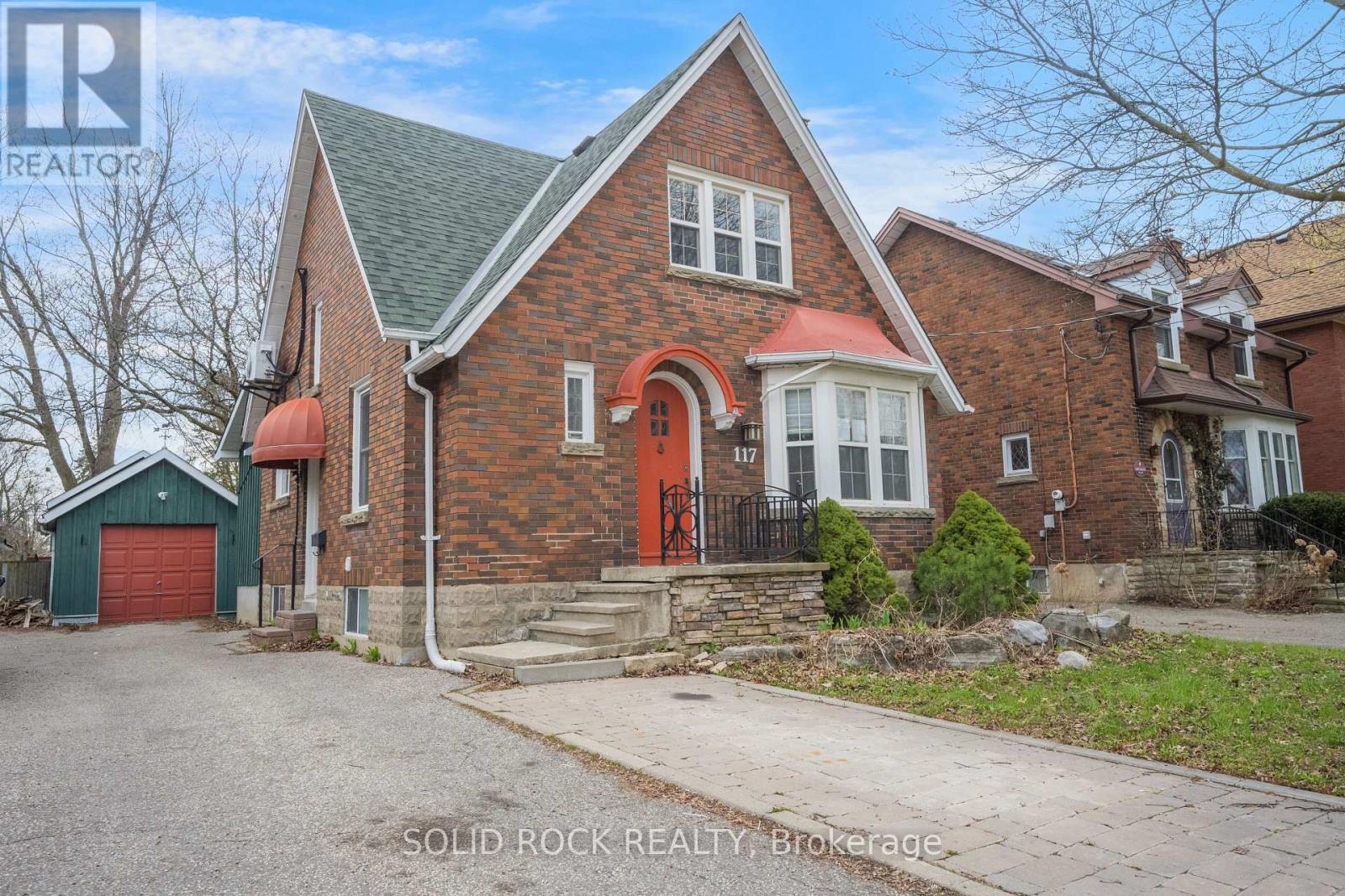 117 Mill Street S, Brampton, Ontario  L6Y 1T4 - Photo 2 - W12866482