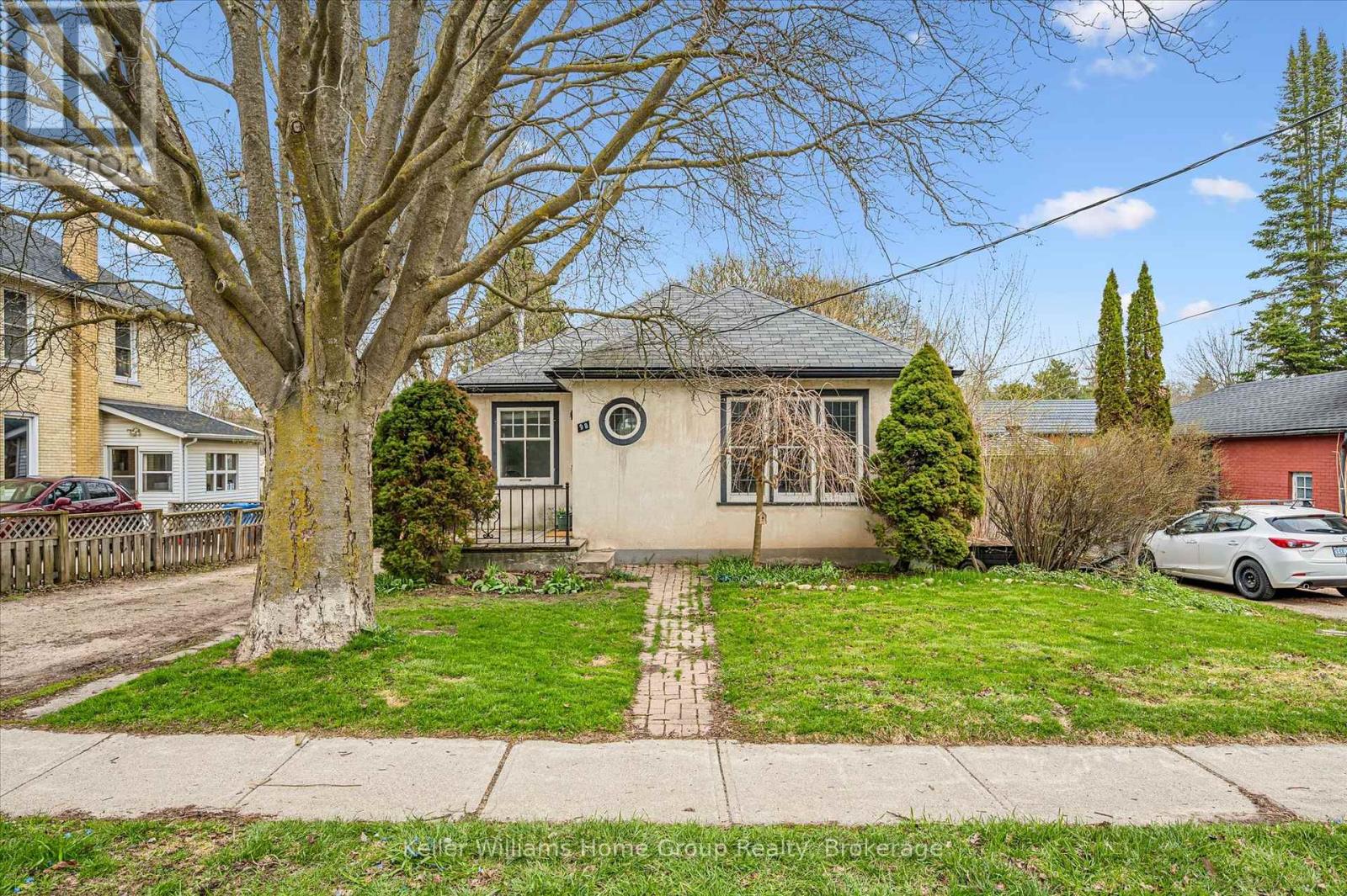 99 Dufferin Street, Guelph, Ontario  N1H 4A4 - Photo 2 - X13028920