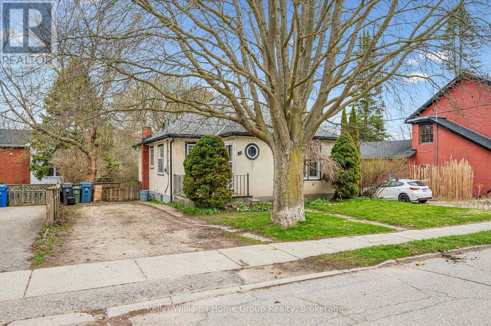 99 Dufferin Street, Guelph, Ontario  N1H 4A4 - Photo 3 - X13028920