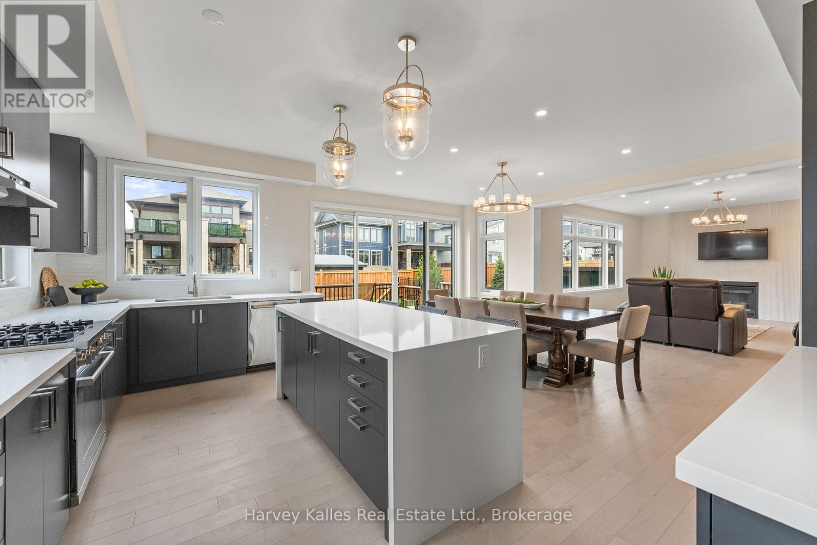 157 Springside Crescent, Blue Mountains, Ontario  L9Y 5L3 - Photo 11 - X13028940