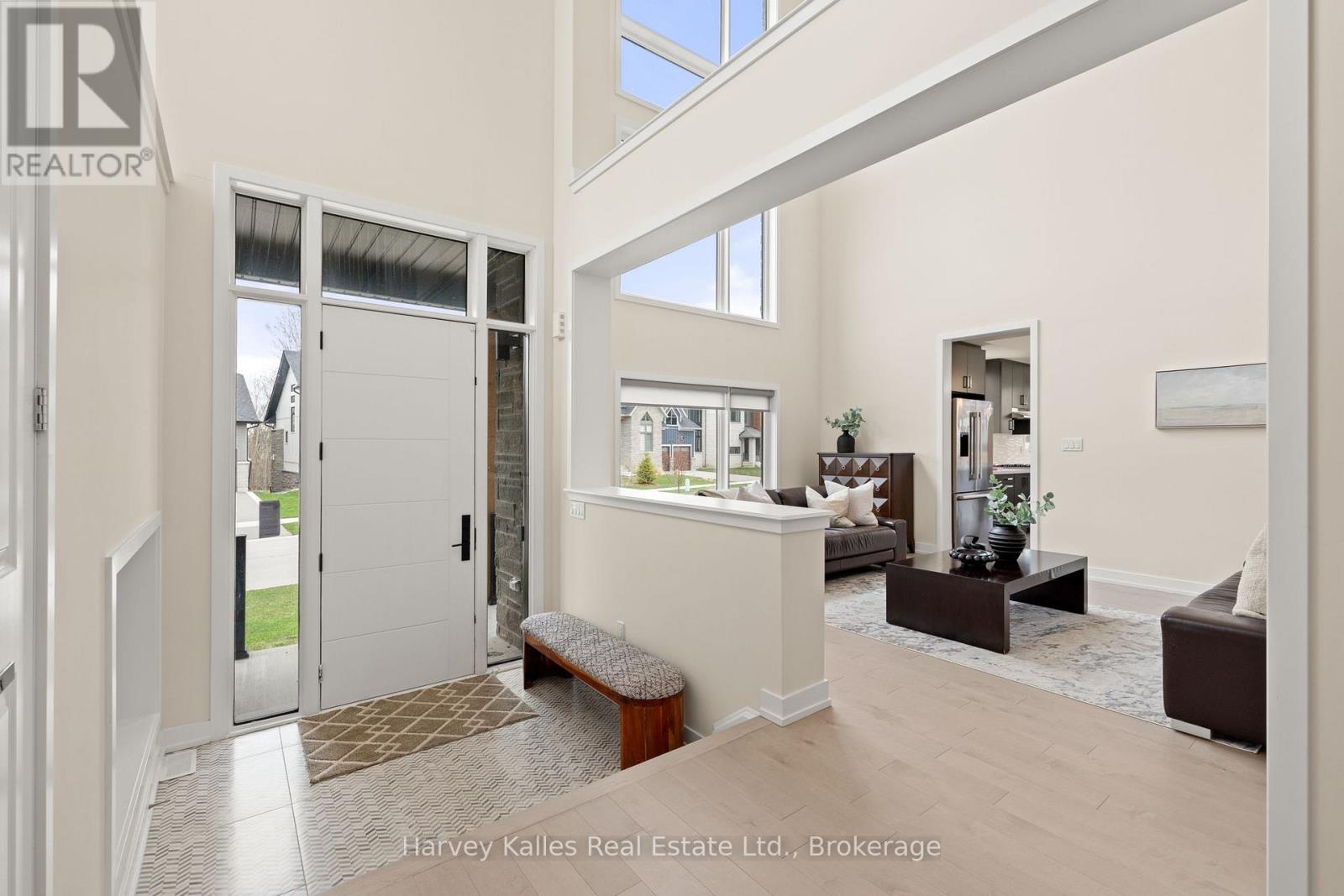 157 Springside Crescent, Blue Mountains, Ontario  L9Y 5L3 - Photo 4 - X13028940